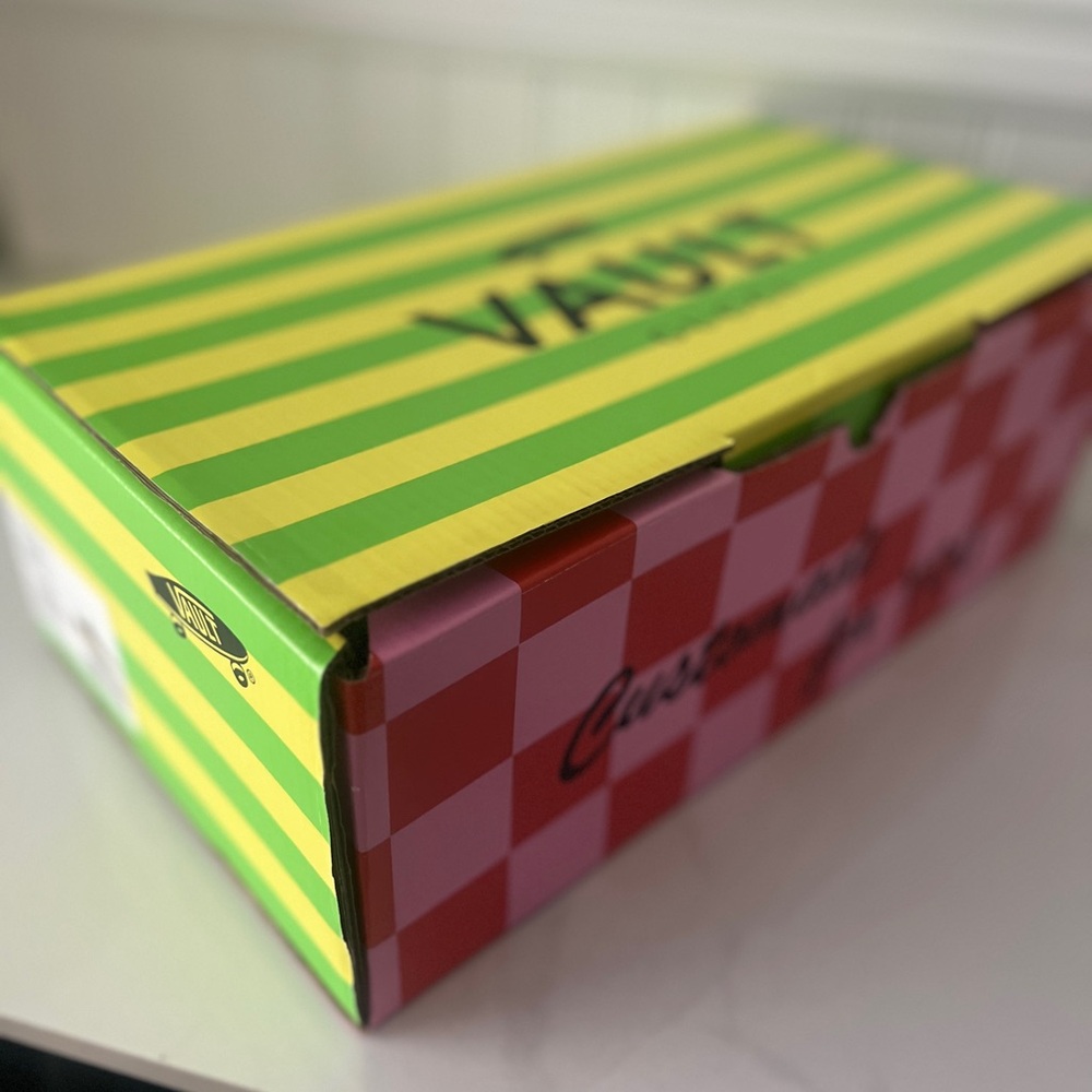 Gucci x Vans Sneakers - Picture 10 of 10